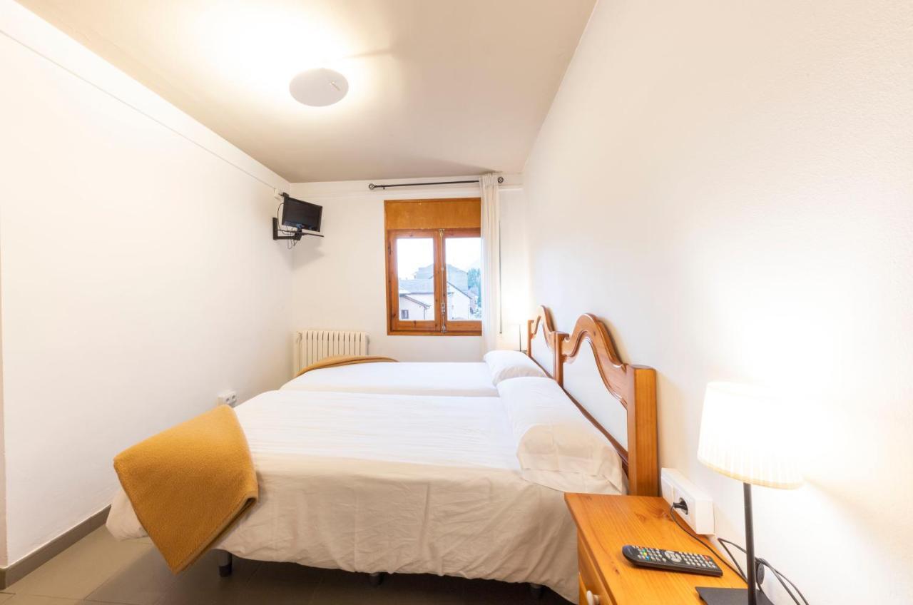 Hostal Trainera Esterri d'Àneu Kültér fotó