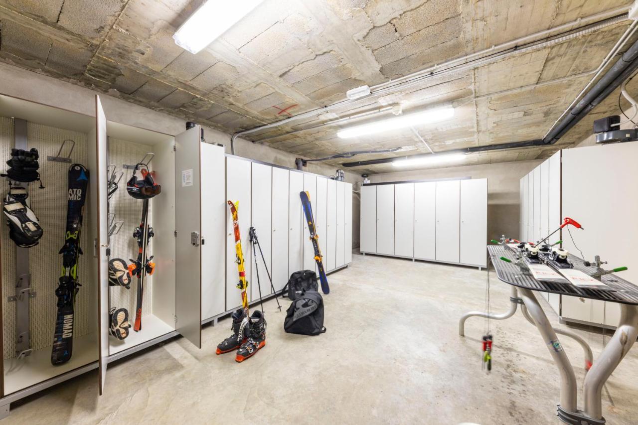 Hostal Trainera Esterri d'Àneu Kültér fotó