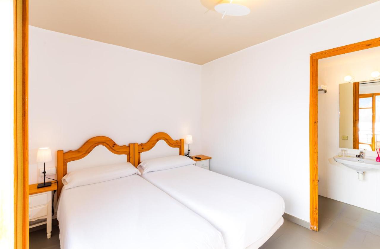 Hostal Trainera Esterri d'Àneu Kültér fotó