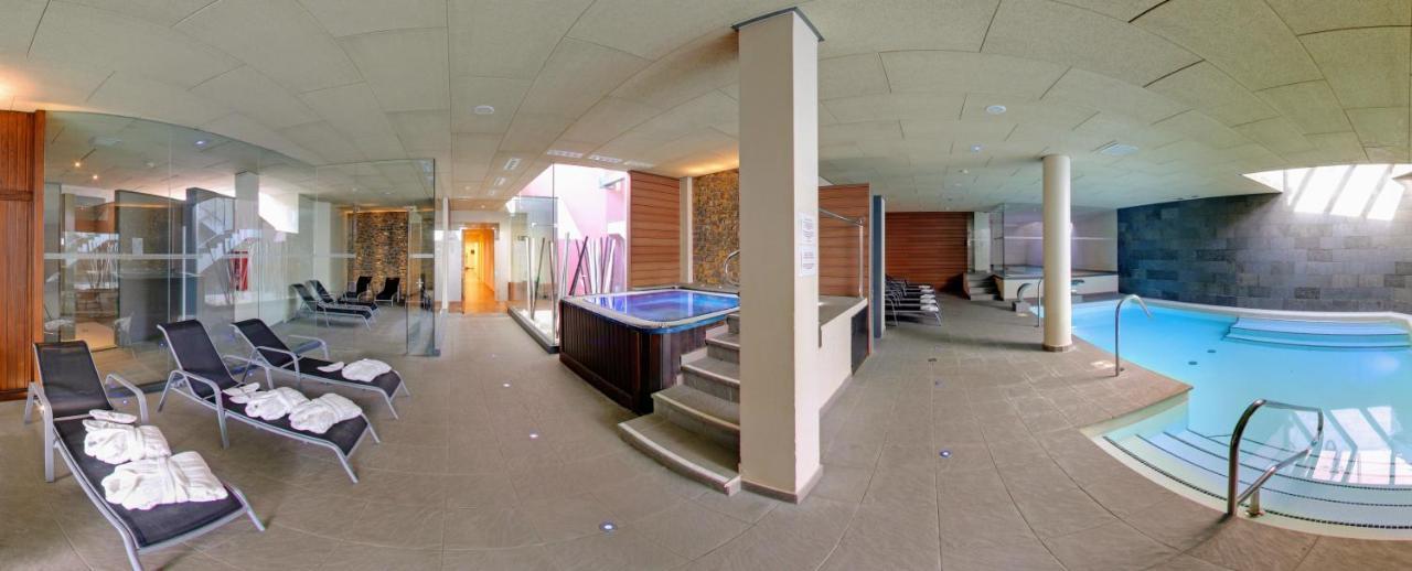 Hostal Trainera Esterri d'Àneu Kültér fotó