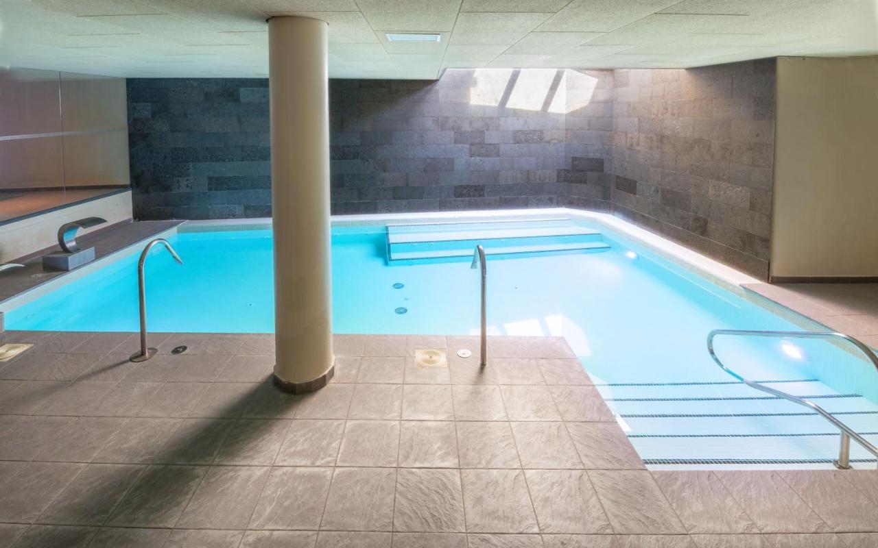 Hostal Trainera Esterri d'Àneu Kültér fotó