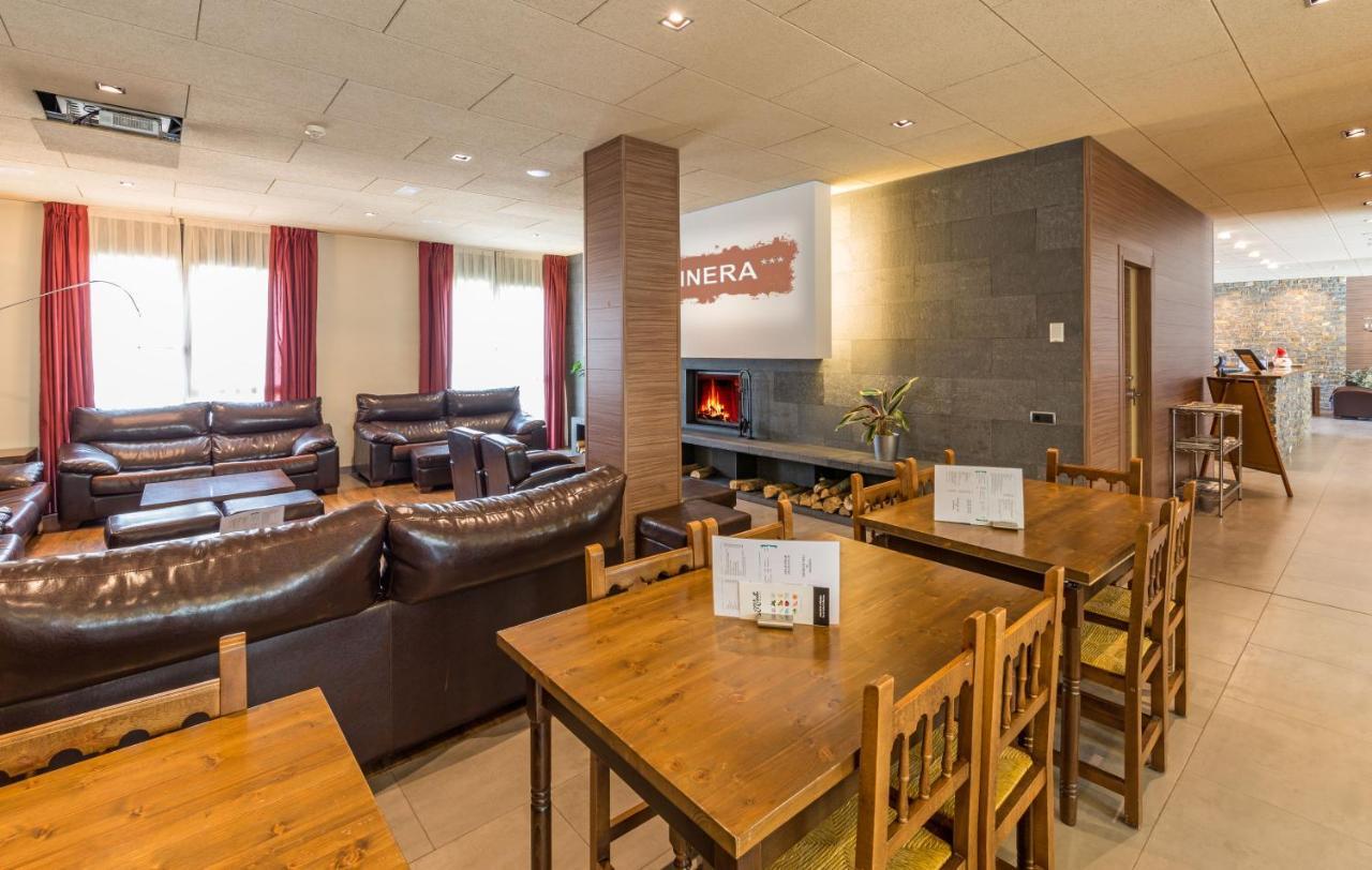 Hostal Trainera Esterri d'Àneu Kültér fotó