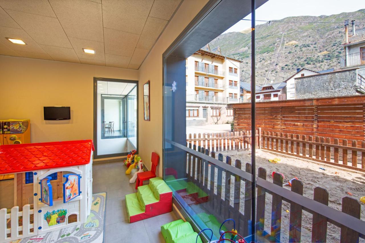 Hostal Trainera Esterri d'Àneu Kültér fotó
