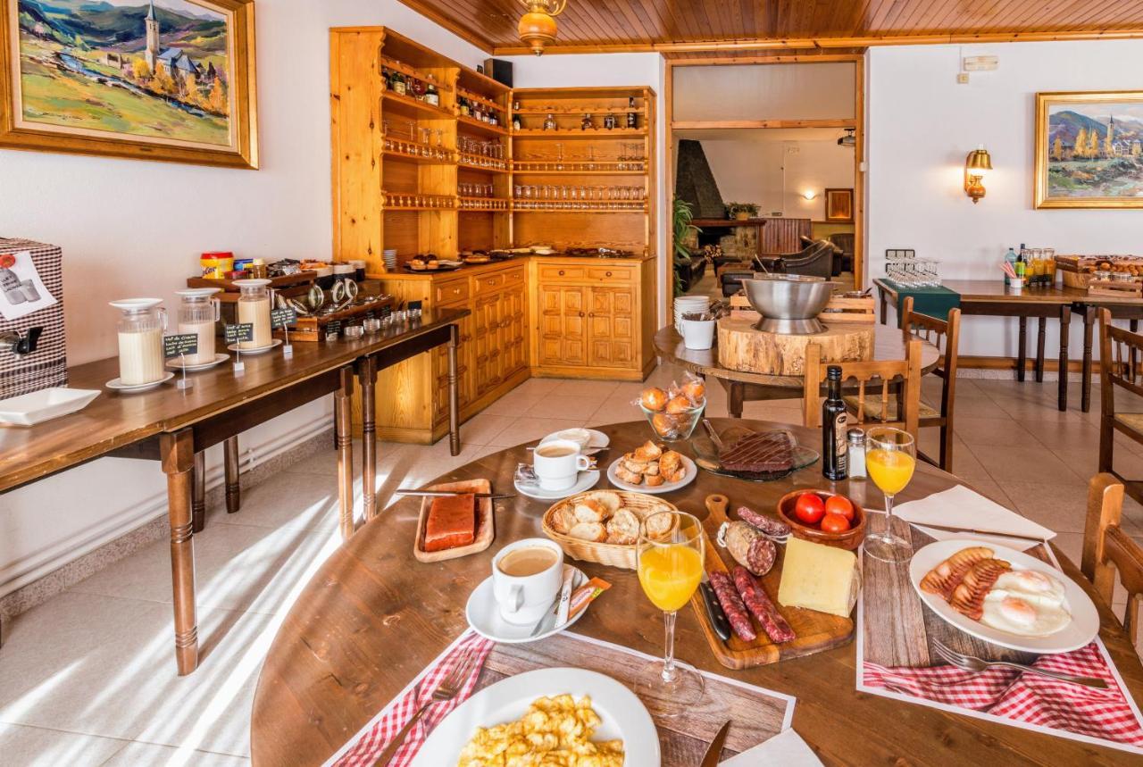 Hostal Trainera Esterri d'Àneu Kültér fotó